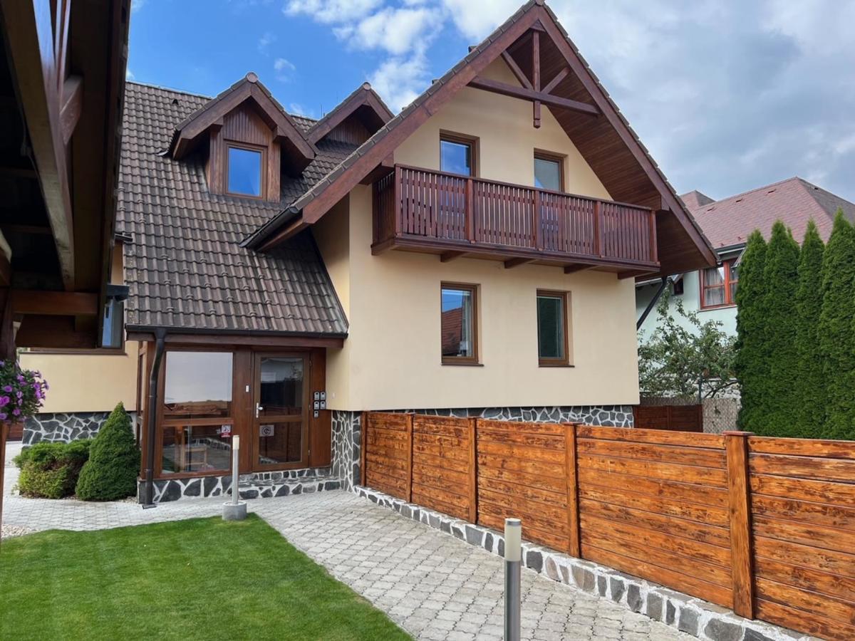 Vila Tatra Стара Лесна Екстер'єр фото
